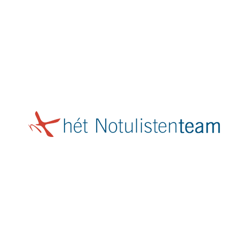 Het notulistenteam zonder achtergrond